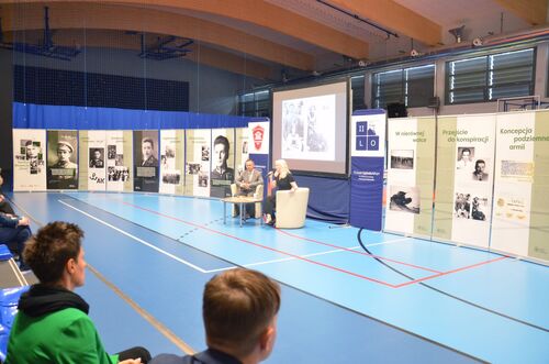 Fot. II LO im. S. Żeromskiego w Tomaszowie Maz.