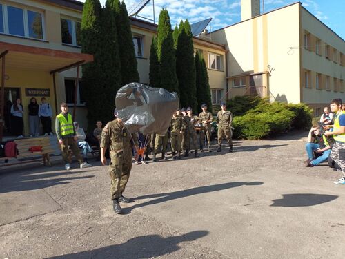 Rajd edukacyjny „Śladami Janusza Szweycera nad rzeką Grabią”