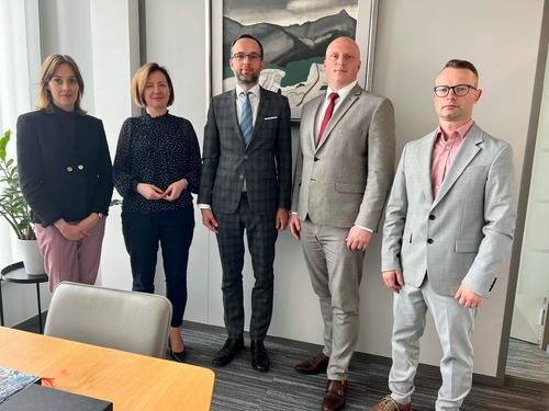 285090262_5280592001960947_1446938771601449989_n