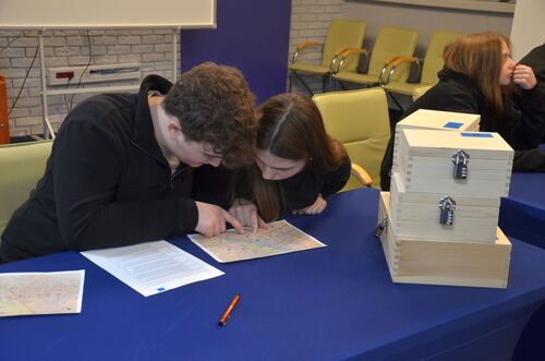 Zdjęcia z warsztatów w ramach projektu „Silni Polską!” 5 grudnia 2024 r.