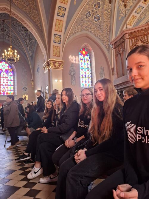 Zdjęcia uczestników I edycji konkursu „Silni Polską!”