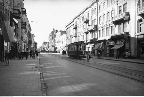 Ulica Piotrkowska w Łodzi w 1939 roku. Fot NAC