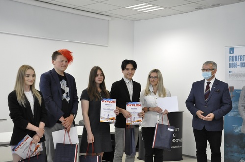 Uroczystość wręczenia nagród uczestnikom VI Turnieju Debat Historycznych w Katowicach (8)
