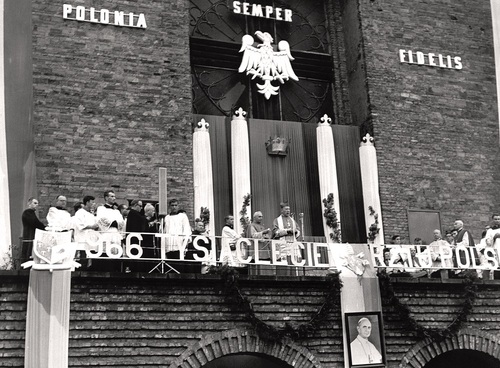 Obchody Sacrum Poloniae Millennium w Warszawie, kościół św. Stanisława Kostki, 1966 /AIPSKW