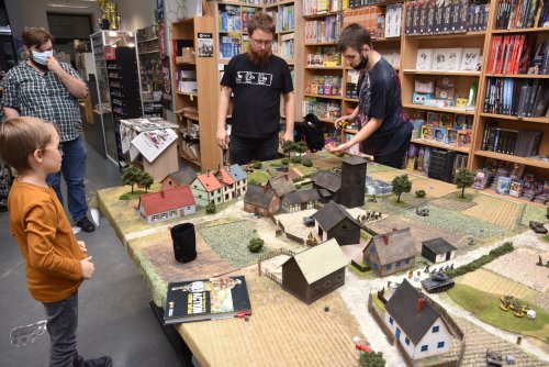 Fot.9 Inscenizacja przykuwała uwagę również najmłodszych zwiedzających (Fot. Adam Pacześniak)