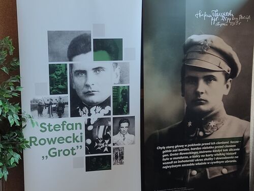 Wystawa Stefan Rowecki „Grot” w IV LO w Piotrkowie Trybunalskim