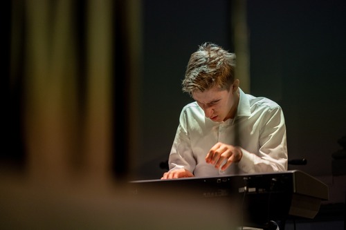 VII Ogólnopolski Festiwal Piosenki o Wolności, kategoria starsza, fot. Krzysztof Łojko, IPN (10)