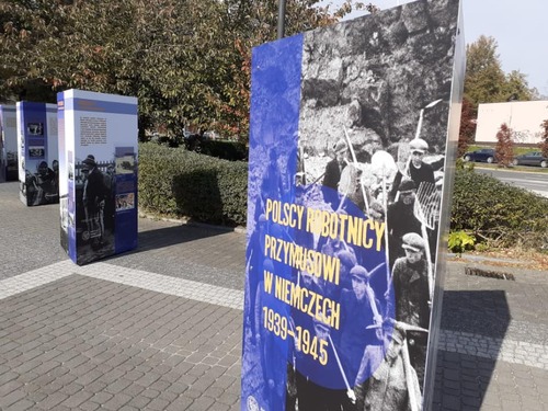 Wystawa &quot;Polscy robotnicy przymusowi w Niemczech 1939-1945&quot; - Łódź, 12-29.10.2021 r.